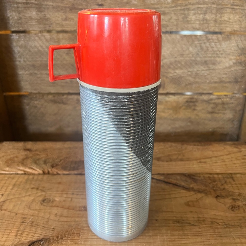 Vintage thermos king seeley red silver retro pint size